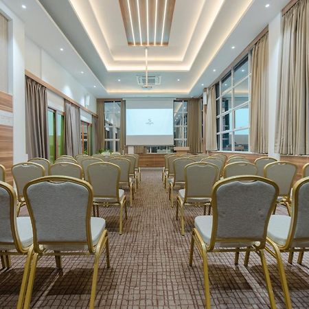 Samann Host Hotel Hulhumale Ngoại thất bức ảnh