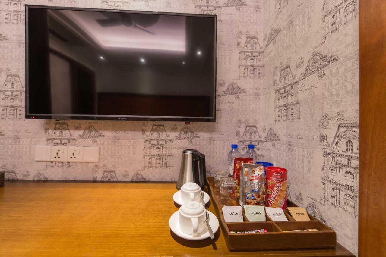 Samann Host Hotel Hulhumale Ngoại thất bức ảnh