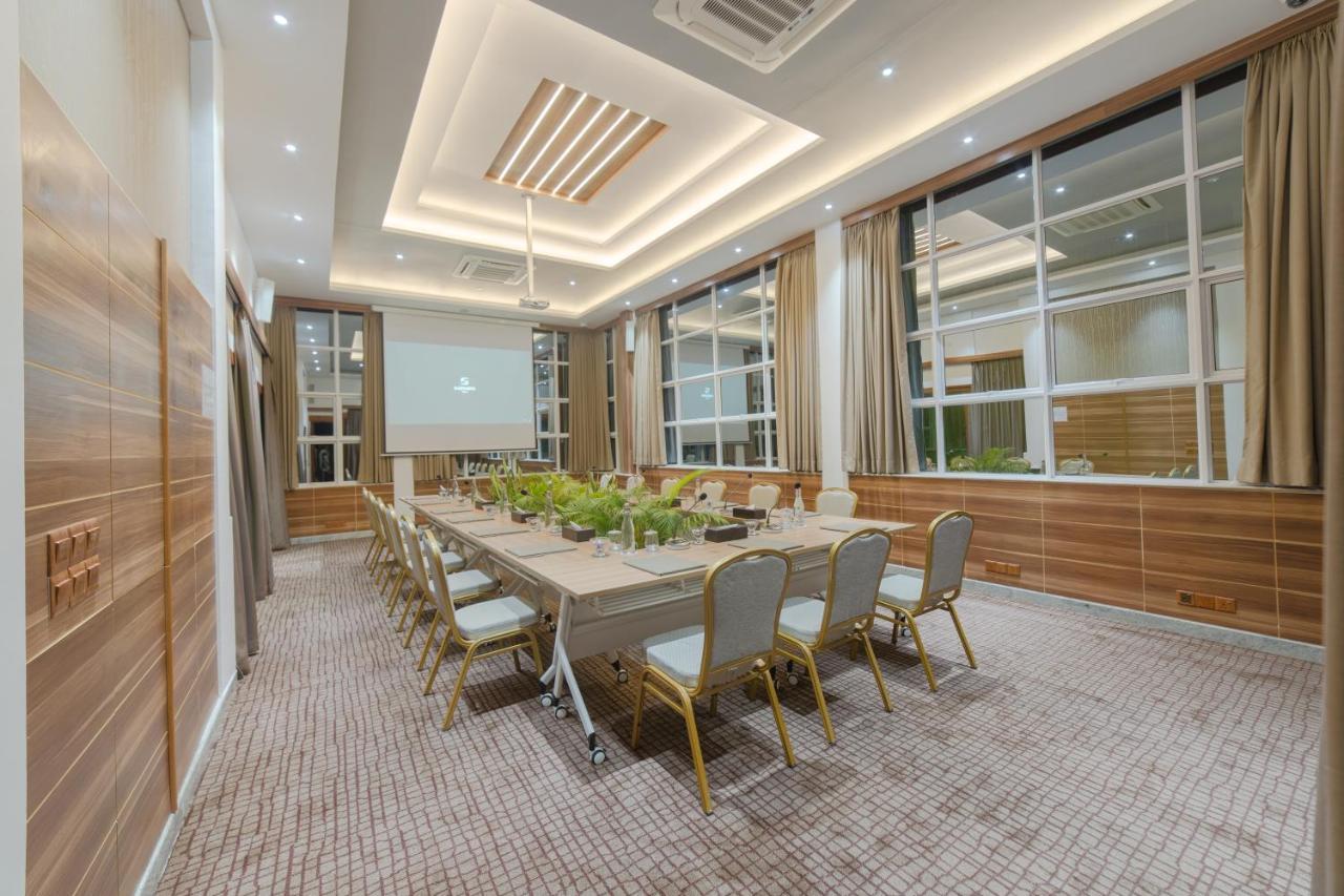 Samann Host Hotel Hulhumale Ngoại thất bức ảnh