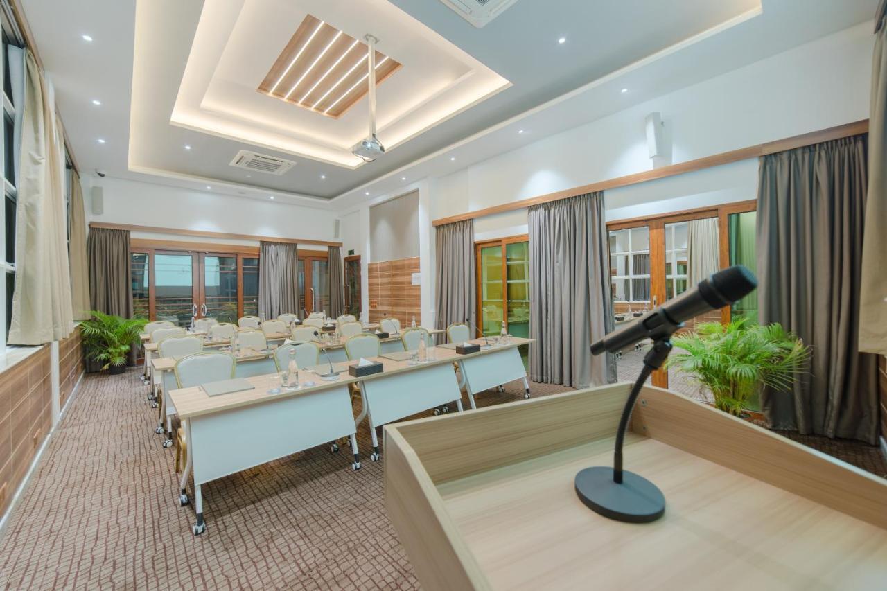 Samann Host Hotel Hulhumale Ngoại thất bức ảnh