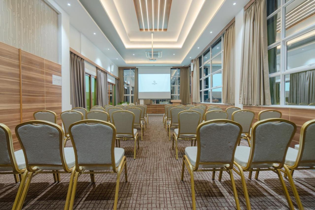 Samann Host Hotel Hulhumale Ngoại thất bức ảnh